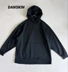 美品☆DANSKIN フーディージャケット 黒 パーカー トレーニング　速乾のサムネイル