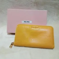 MIU MIU　長財布のサムネイル
