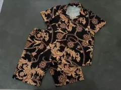 SHEIN 柄シャツとハーフパンツセット　10Yのサムネイル