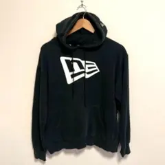 ニューエラ　パーカー　フーディ　メンズ ブラック　黒　ビッグロゴ