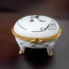 Item thumbnail for item c18801a6-f13d-4582-9a95-528e2d6fea97