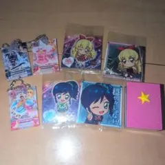 アイカツ　アクリルチャーム＆ウエハースシール　あおいちゃん　いちごちゃん