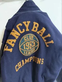 FANCY BALL社製のレザースリーブスタジャン