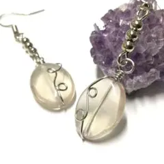 【天才の石・ネガティヴ解消！】 天然石 フローライト ピアス