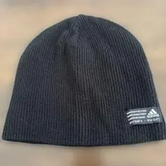 adidas ニット帽　ブラック