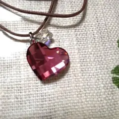 スワロフスキー　ハート　ネックレス　け