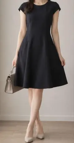 【美品】エリオポール フレアワンピース 半袖 ネイビー 紺 結婚式 お呼ばれのサムネイル