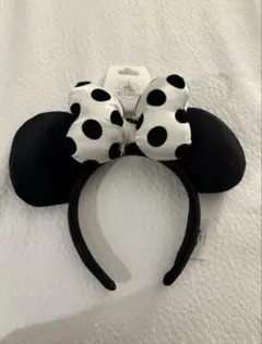 新品未使用　海外ディズニー ミニー カチューシャ 白黒ドット