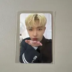 ATEEZ ホンジュン トレカ ソウルコン ATINY ZONE 3期 アチズ ATEEZ ホンジュン トレカ ANINY 3期 - メルカリ