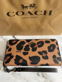 新品未使用 COACH ロングジップ アラウンドウォレット レオパード