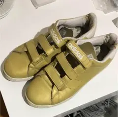 adidas スーパースター ベルクロ ゴールド