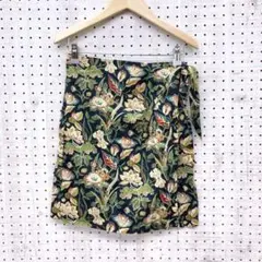 The Scotch House 花柄 総柄 ラップ キュロット ショートパンツのサムネイル