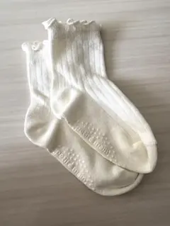 プティマイン／ホワイトフリル靴下