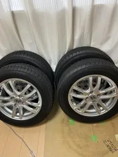 175/65R15 4本セット 手渡し可能 メルカリ便に変更可能！② 175/65R15 4本セット 手渡し可能 メルカリ便に変更可能！②