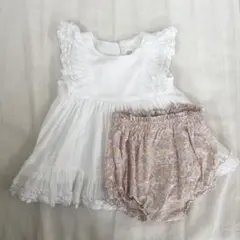 白フリルブラウス✖️花柄ブルマパンツ　GAP・petit main