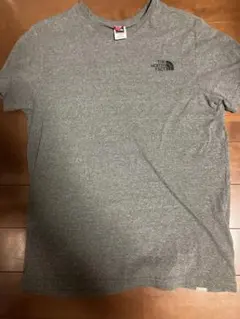 ノースフェイス、グレーTシャツ、Mサイズ