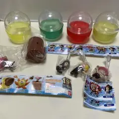 ワンピース　カプセルトイ 4個セット アニメキャラクター