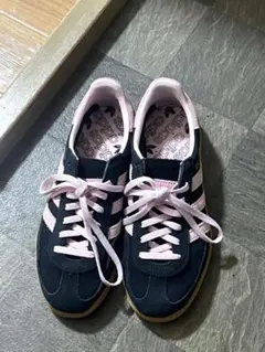 adidas SPEZIAL ピンク スニーカー