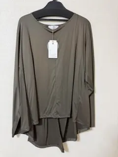 新品タグ付き✴︎agaノリタケカットソー