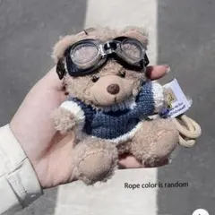 SHEINブラウンデニムブルーセーター　くまのぬいぐるみキーチェーンキーホルダー