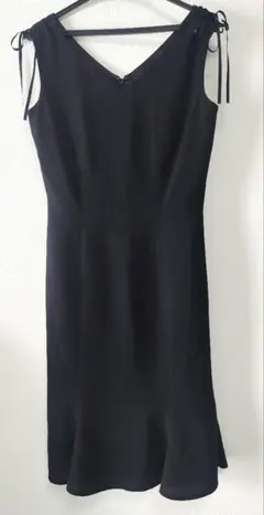 【極美品】 クイーンズコート セレモニー　黒 ワンピース　慶弔　披露宴