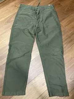 UNIQLO カーゴパンツ Mサイズ　カーキ