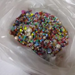 カラフルビーズセット ビーズ　ハンドメイド　アソート　ミックスビーズ