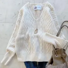 美品　グリーンレーベルリラクシング　ハミルトン　アラン編み　Vネックプルオーバー