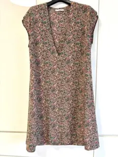 dolly sean(ドリーシーン)リバティ風小花プリントVネックワンピース