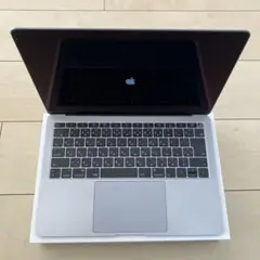 MacBook Air A1932 - USED (中古)