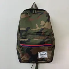 Herschel Supplyハーシェルサプライ　新品　リュックカモフラ×赤青