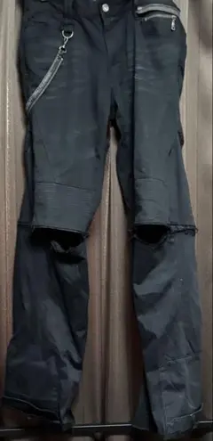 ブラックカーゴパンツ ストレッチ素材