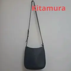 美品　Kitamura キタムラ　本革　ショルダーバッグ　斜め掛け　ロゴ型押し