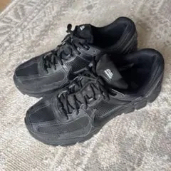 2025年最新】nike zoom vomero 5 dsmの人気アイテム - メルカリ