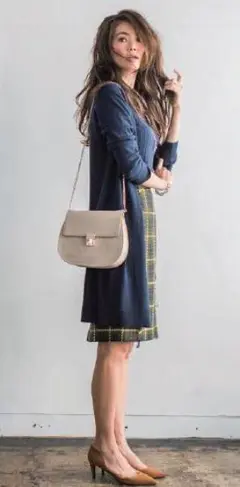 美品　チェックフリンジタイトスカート