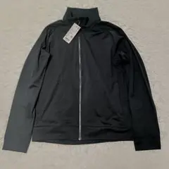 新品未使用　UNIQLO　ウルトラストレッチアクティブジャケット　黒　M