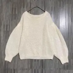 GU ジーユー　フェザーヤーンボートネックセーター　白　M