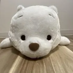 くまのプーさん 寝そべり　ぬいぐるみ