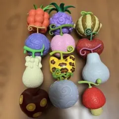 ワンピース　悪魔の実コレクションフィギュア　１２個セット