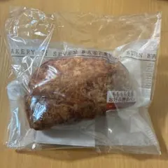 セブンイレブン　一番くじ　お好み焼きパン ポーチ