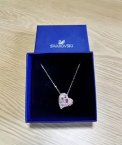 Swarovski ハート型 ネックレス