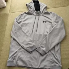Under Armour グレー フード付きパーカー XXL