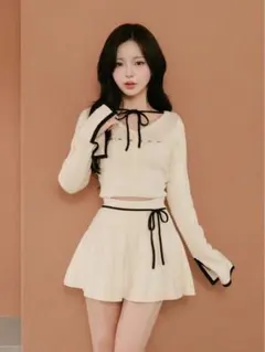 ダーリッチ　ウエストオープンリボンデザインニットミニワンピース