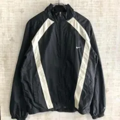 Nike☆ナイキ☆スウッシュ刺繍ロゴ　ナイロンジャケット　ワンポイント　L~XL