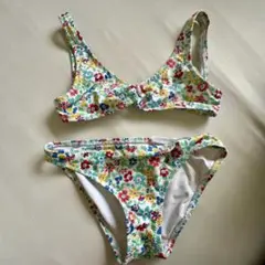 ZARA 花柄 セパレート水着 6-7歳用