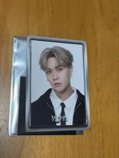 Item thumbnail for item 200a44df-5613-4f5b-a730-a12a87ec2bc1