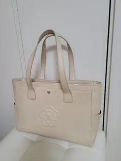 クレイサス トートバッグ ベージュ 花の刺繍