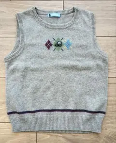 【美品】ファミリア　ニットベスト　120サイズ