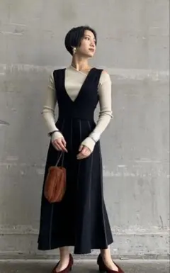 Lagunamon黒いノースリーブニットワンピース