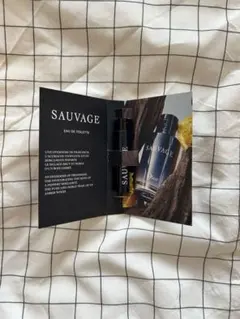 SAUVAGE 男性用香水